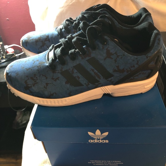 Adidas sneakers - Picture 4 of 4